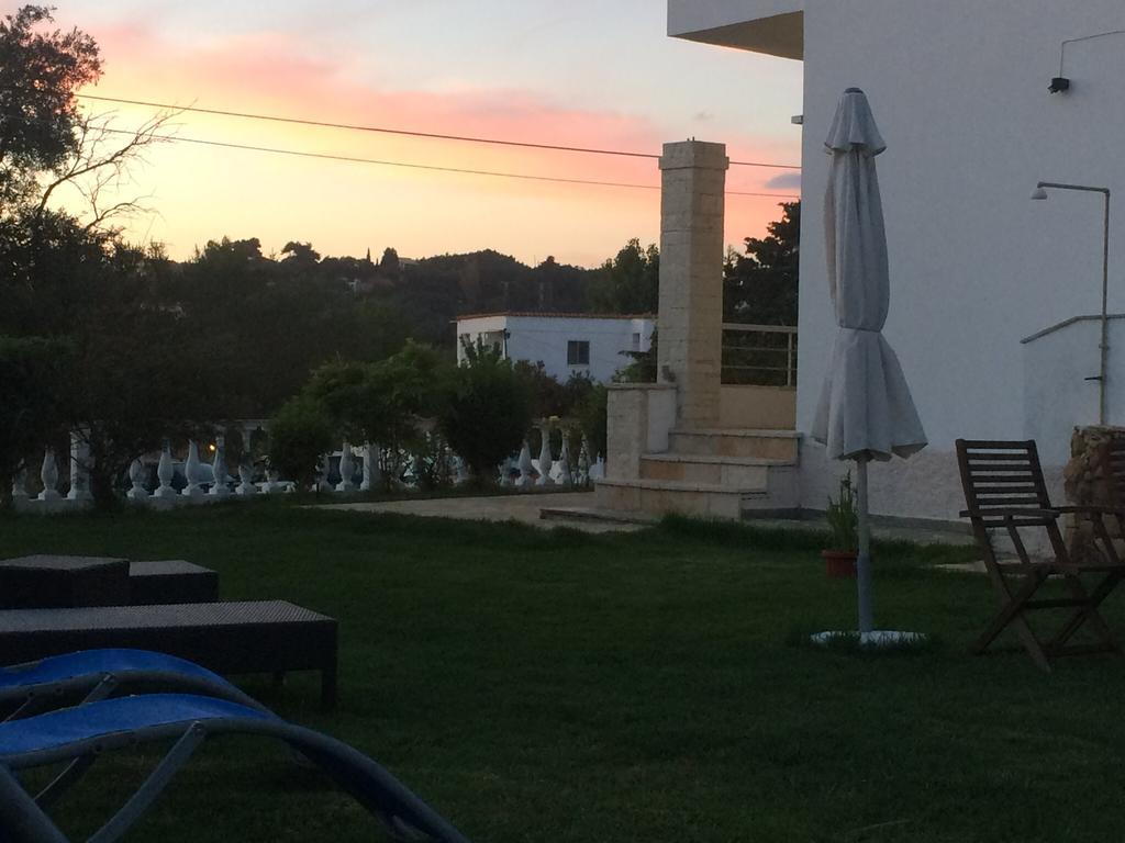 ארילס Makis Apartments מראה חיצוני תמונה